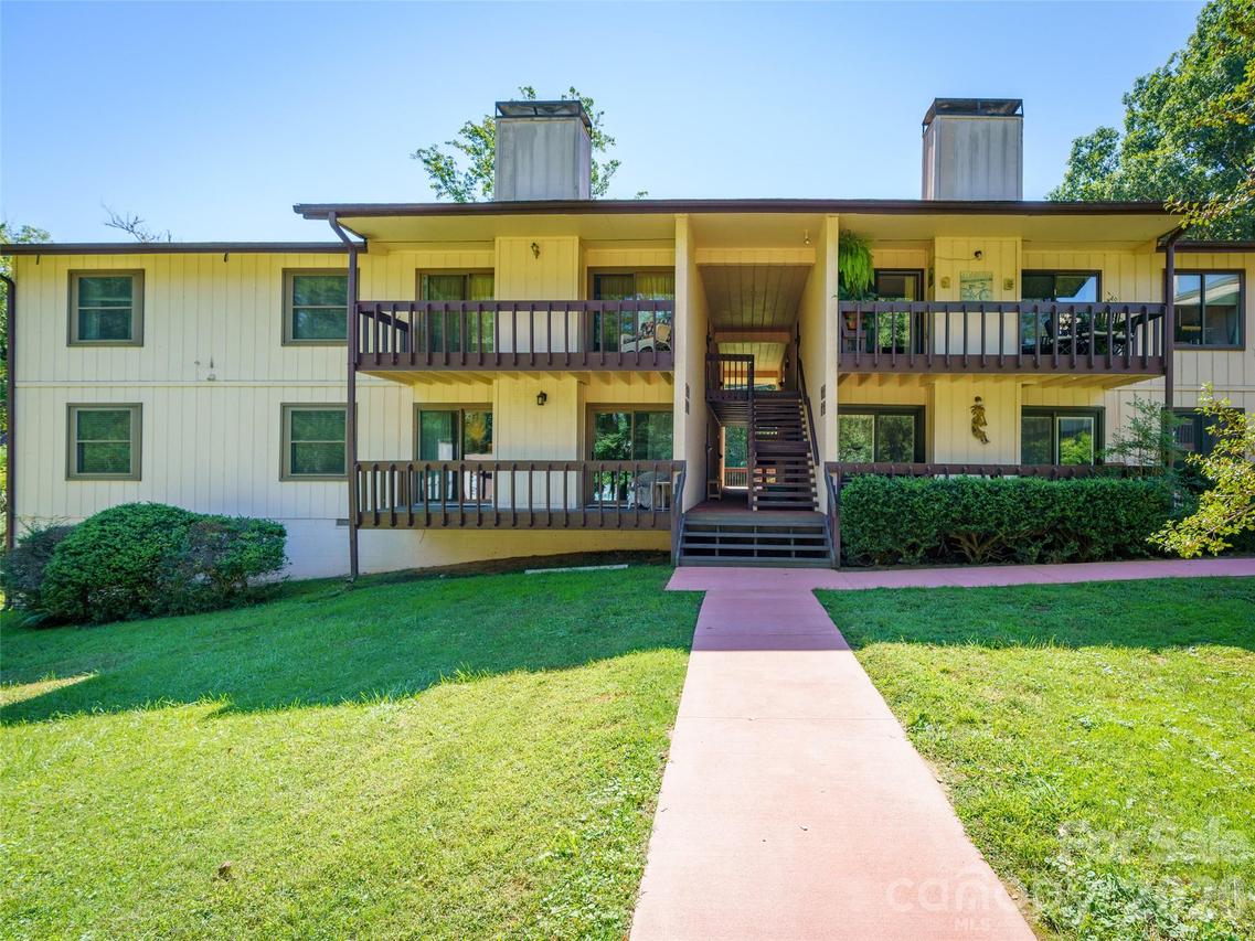 111 Shepard Sq. #605, Brevard, NC 28712
