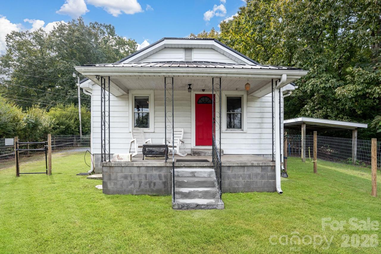 585 Eastview Rd., Salisbury, NC 28146