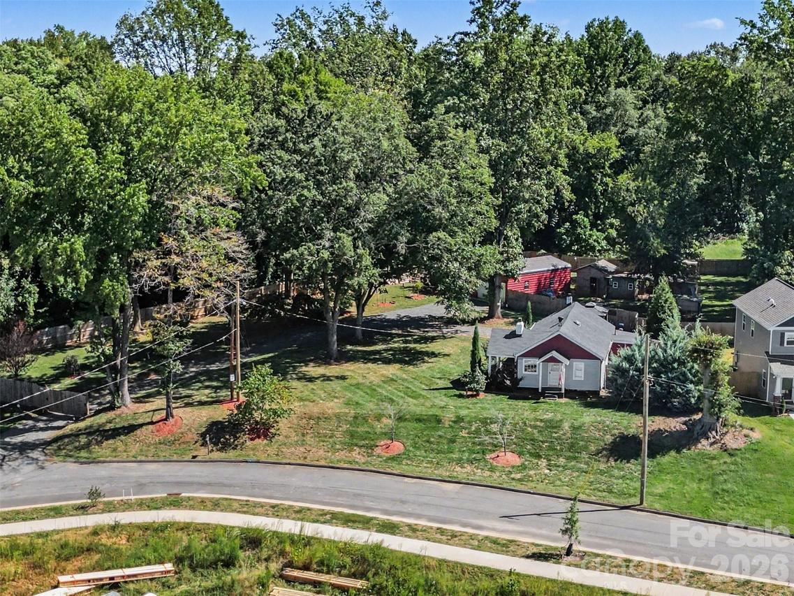 3009 New Pineola Rd., Charlotte, NC 28208