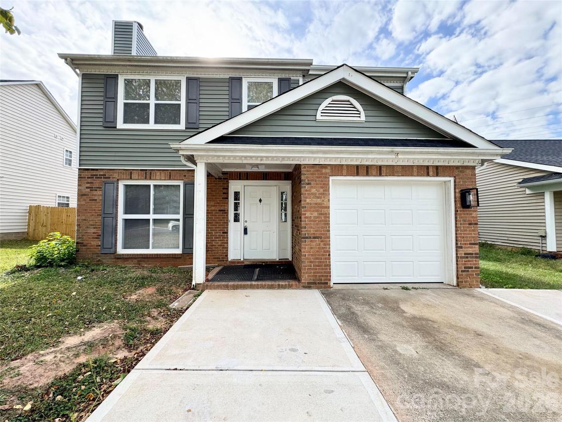 1634 Pamela Lorraine Dr., Charlotte, NC 28213