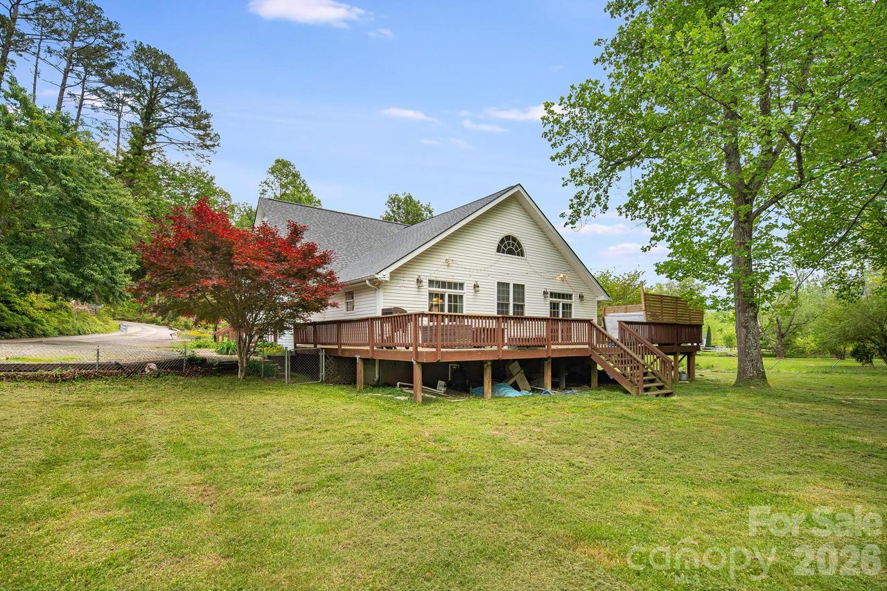 101 Mcfalls Rd., Asheville, NC 28805