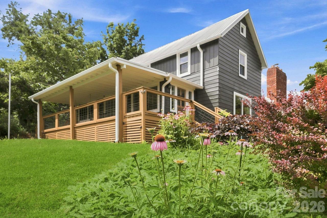 2252 Riceville Rd. #1, Asheville, NC 28805