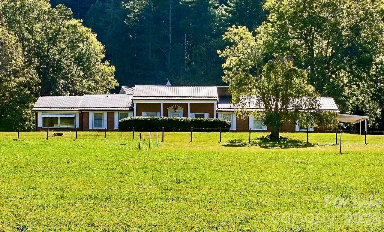 5810 Us 23 Hwy., Mars Hill, NC 28754