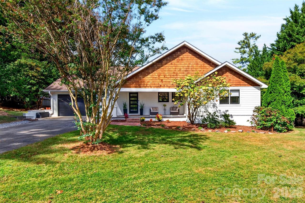 5 Inglewood Rd., Asheville, NC 28804