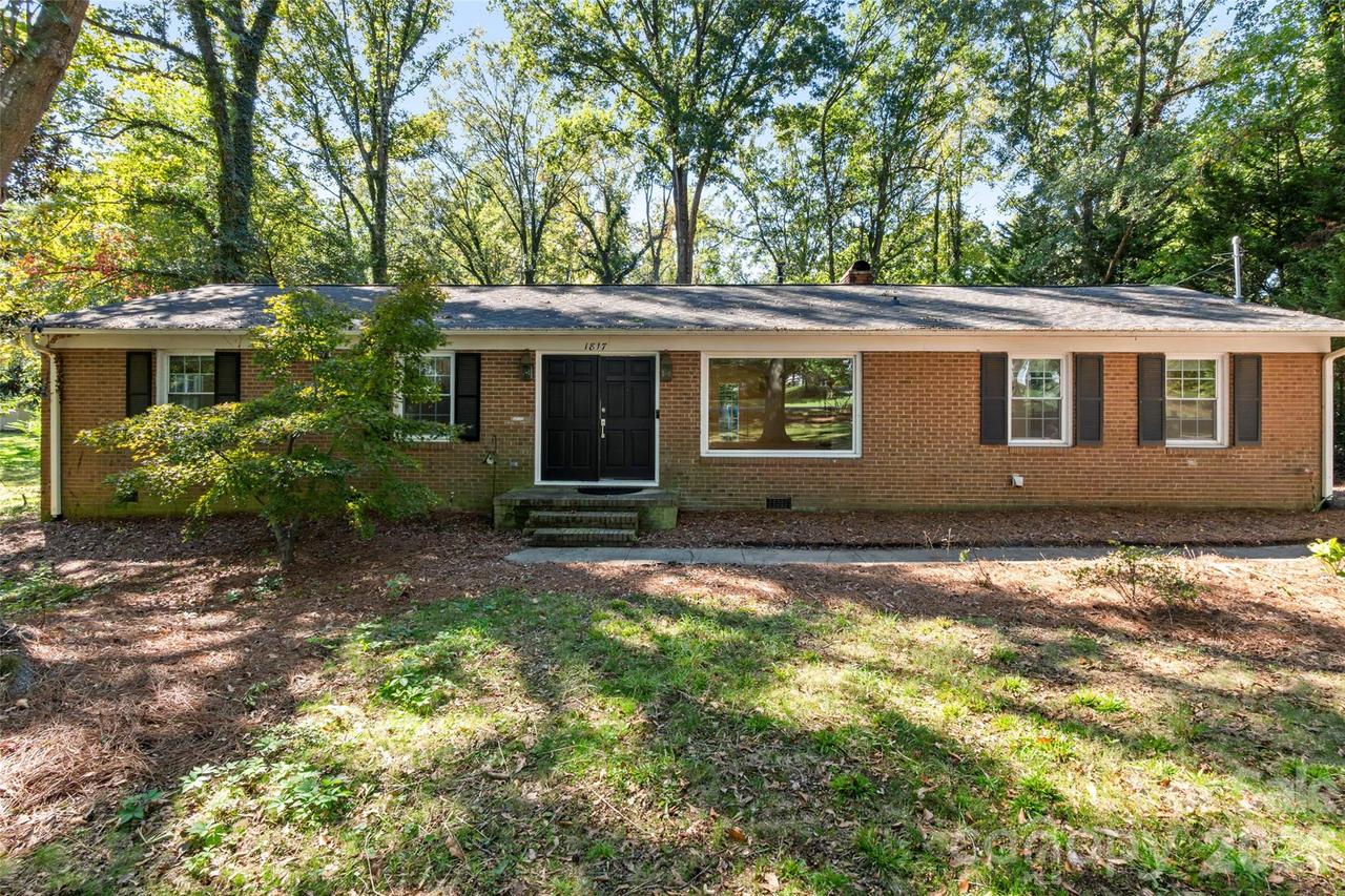 1817 Balfour Ln., Charlotte, NC 28216