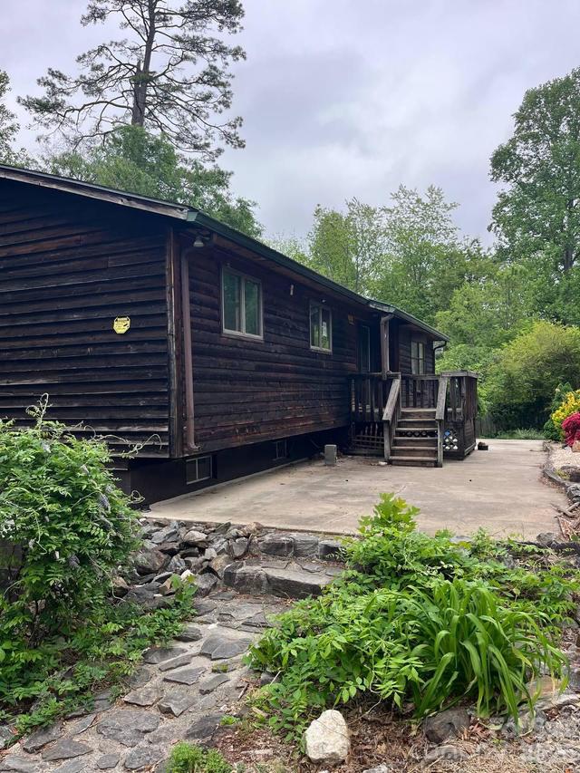 79 Starnes Cove Rd., Asheville, NC 28806