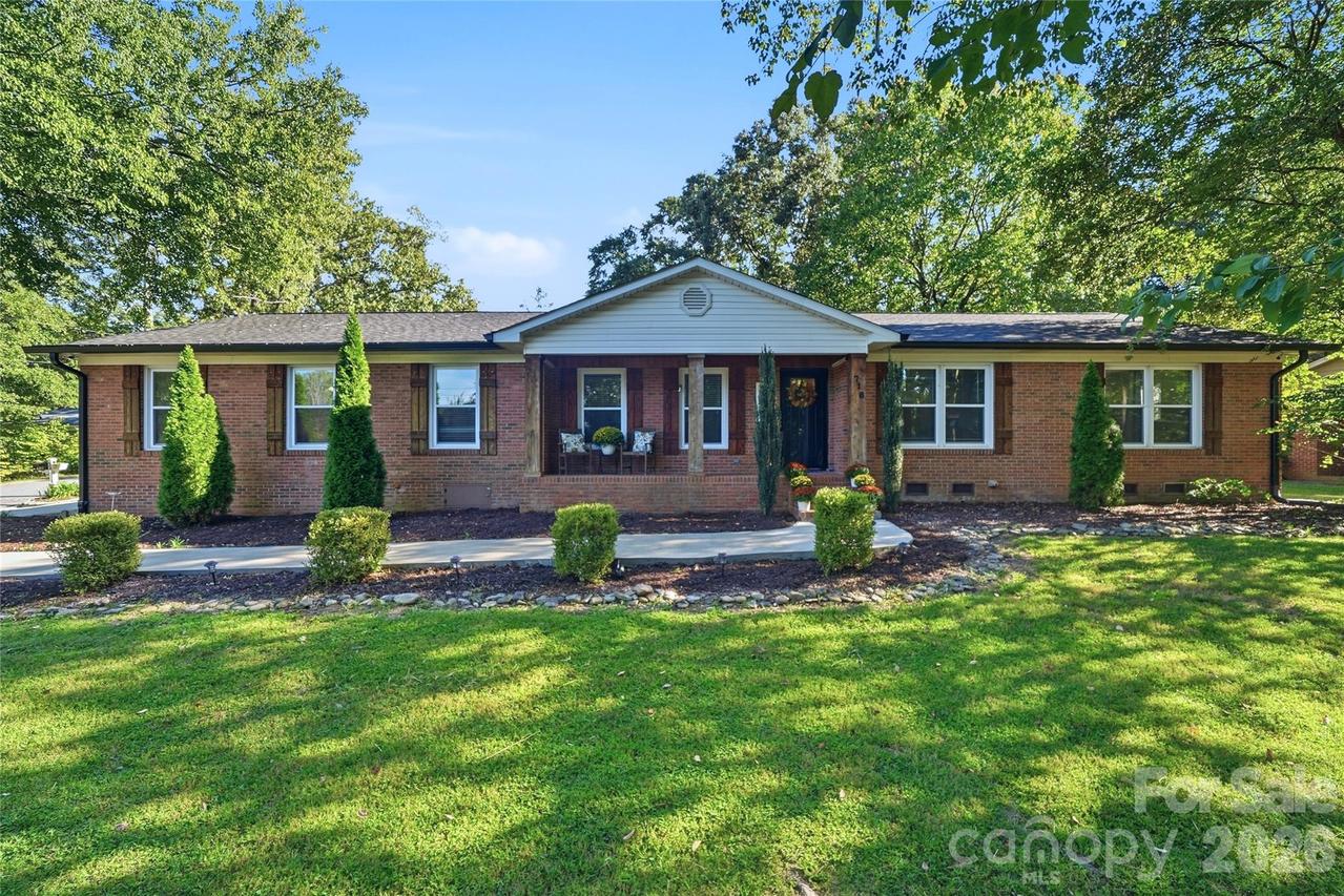 718 E Hoke St., Lincolnton, NC 28092