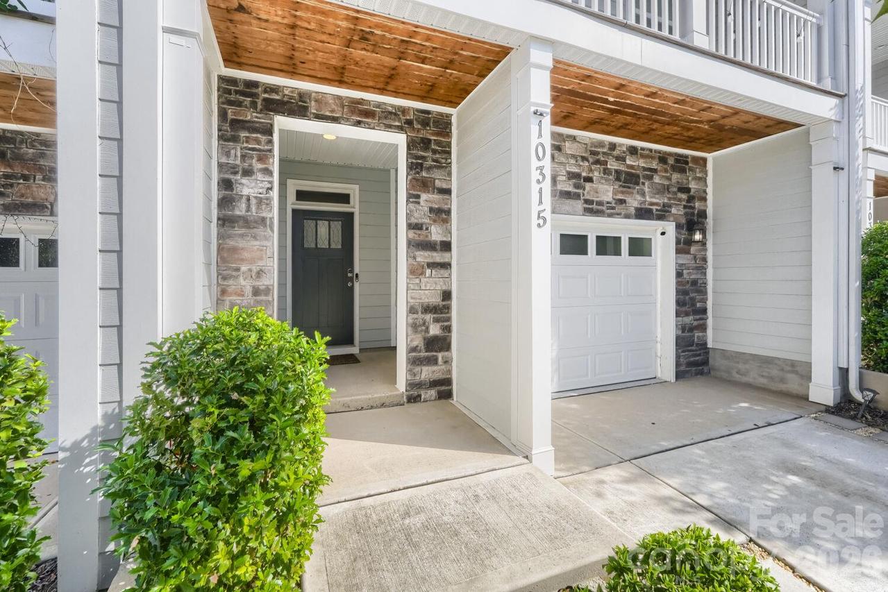 10315 Glenmere Creek Cir., Charlotte, NC 28262