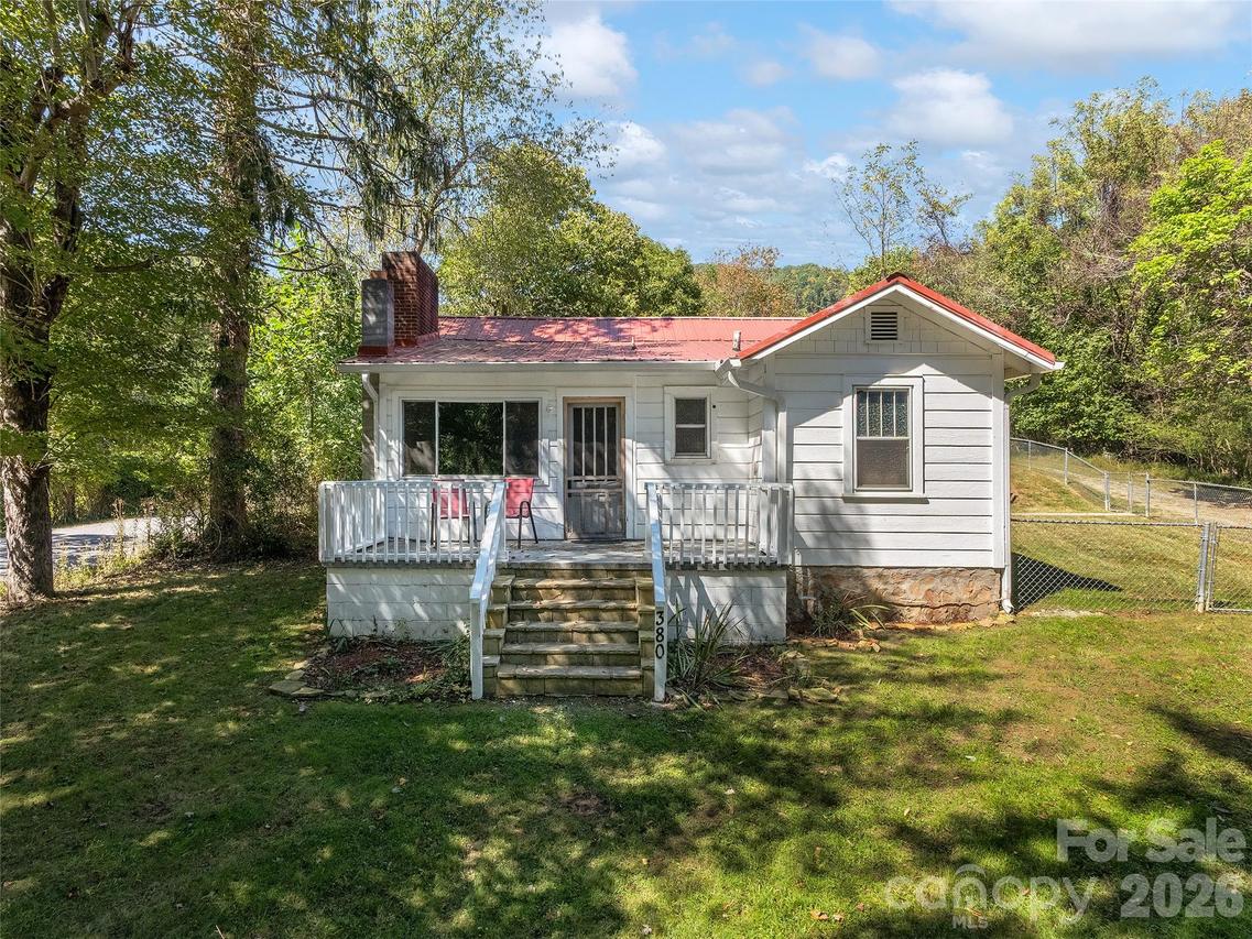 380 S Morgan Branch Rd., Candler, NC 28715