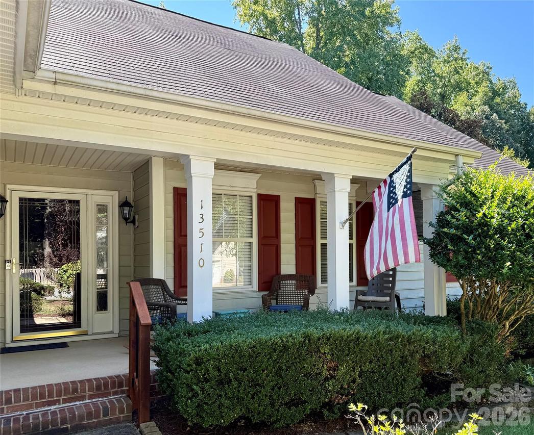 13510 Damson Dr., Huntersville, NC 28078