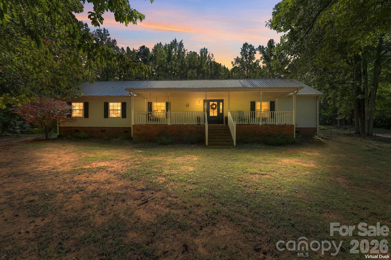 499 Sandy Creek Ln., Lexington, NC 27295