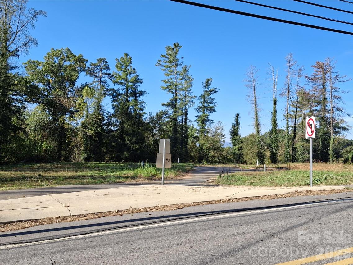 116 Starnes Cove Rd., Asheville, NC 28806