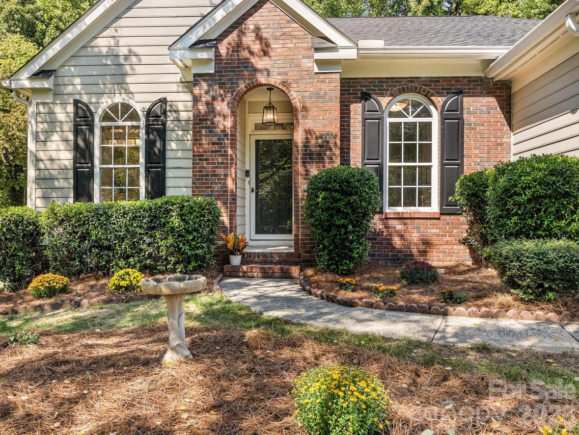 4415 Highcroft Ln., Charlotte, NC 28269