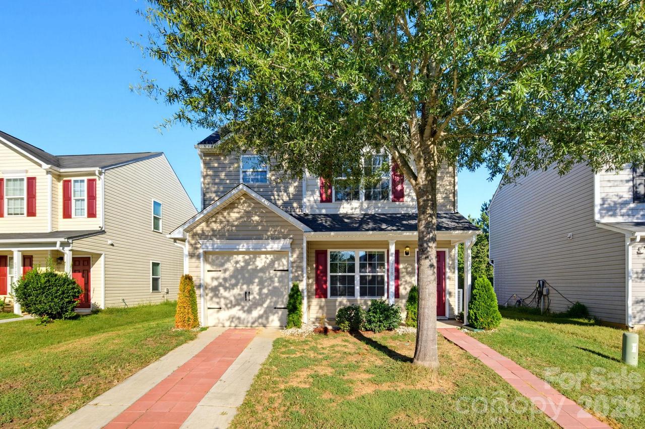 5718 Natick Dr., Charlotte, NC 28214