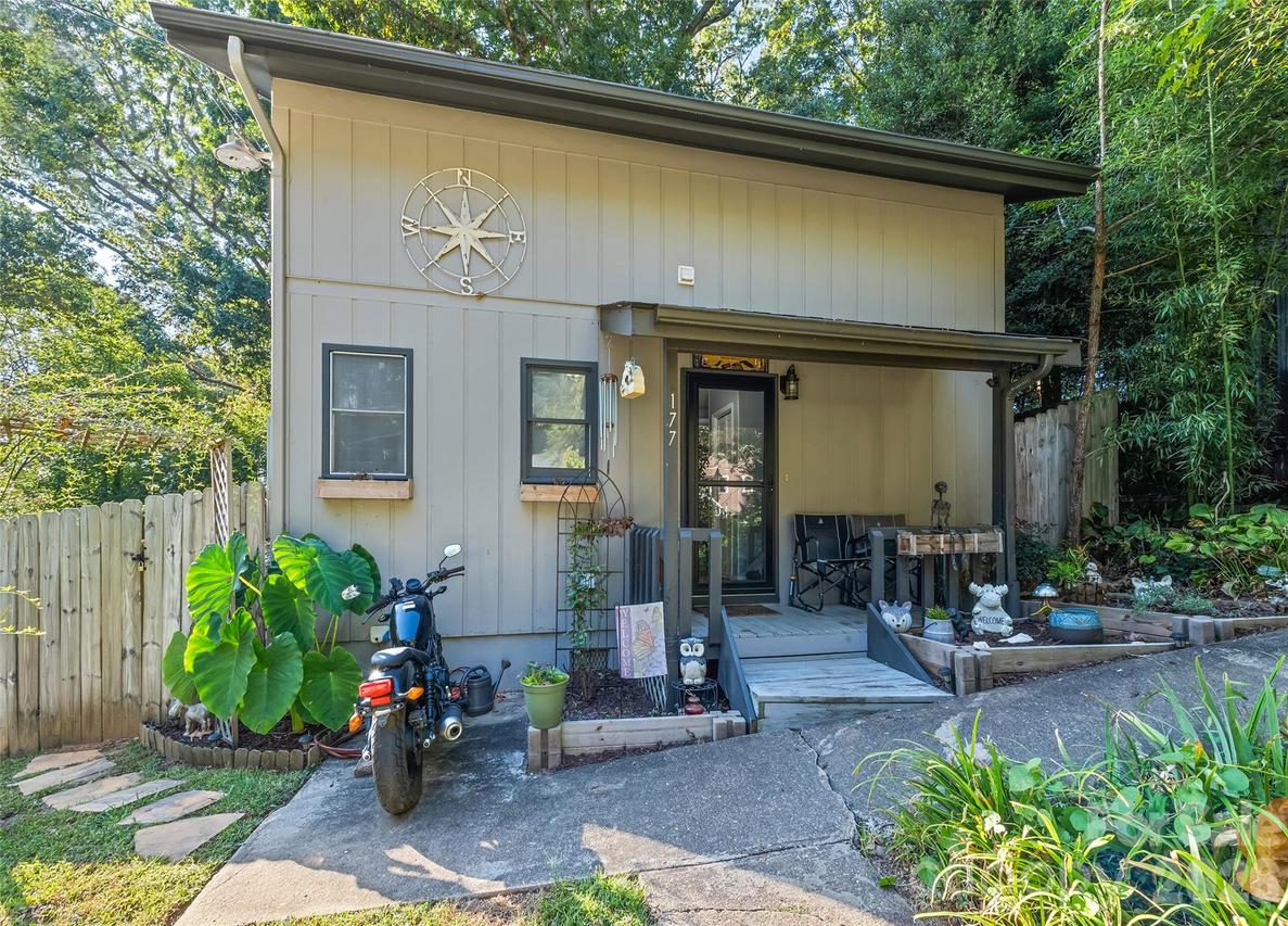 177 Forest Dr., Clyde, NC 28721