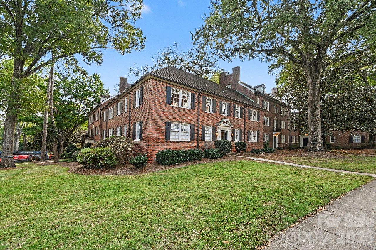 101 S Laurel Ave. #72B, Charlotte, NC 28207