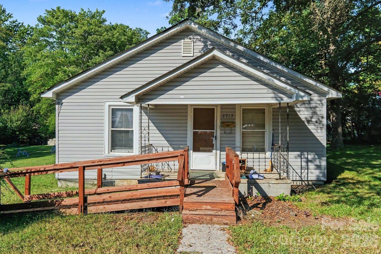2713 Glendale Ave., Kannapolis, NC 28081