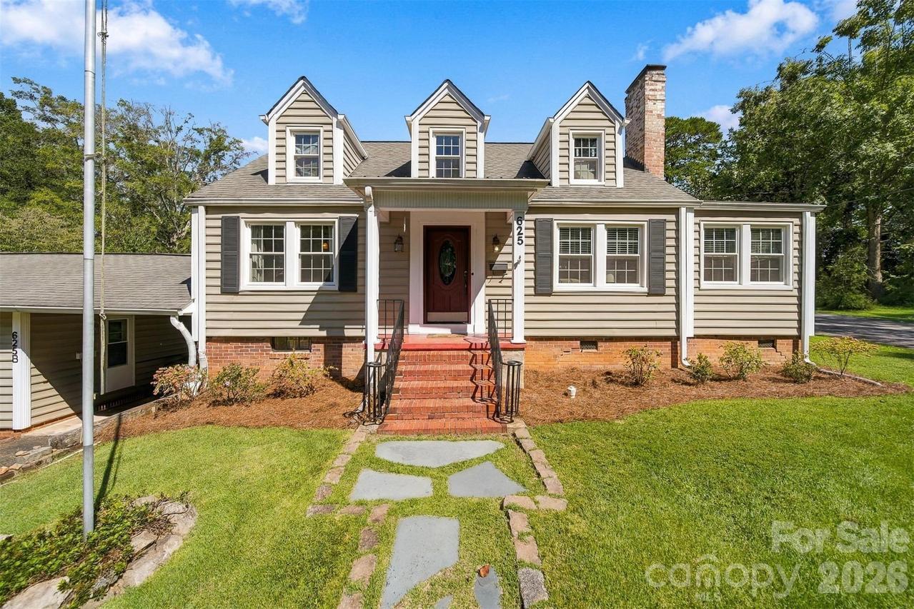 625 E Park Dr., Lincolnton, NC 28092