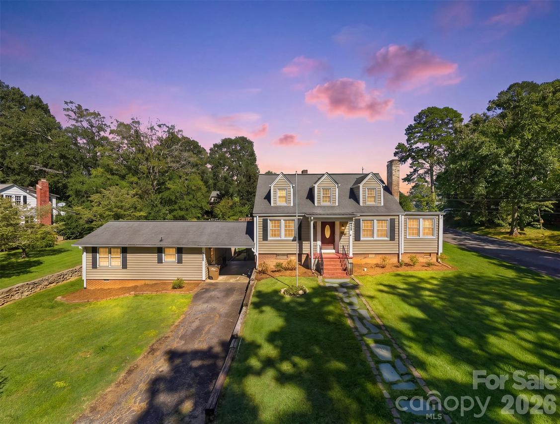 625 E Park Dr., Lincolnton, NC 28092