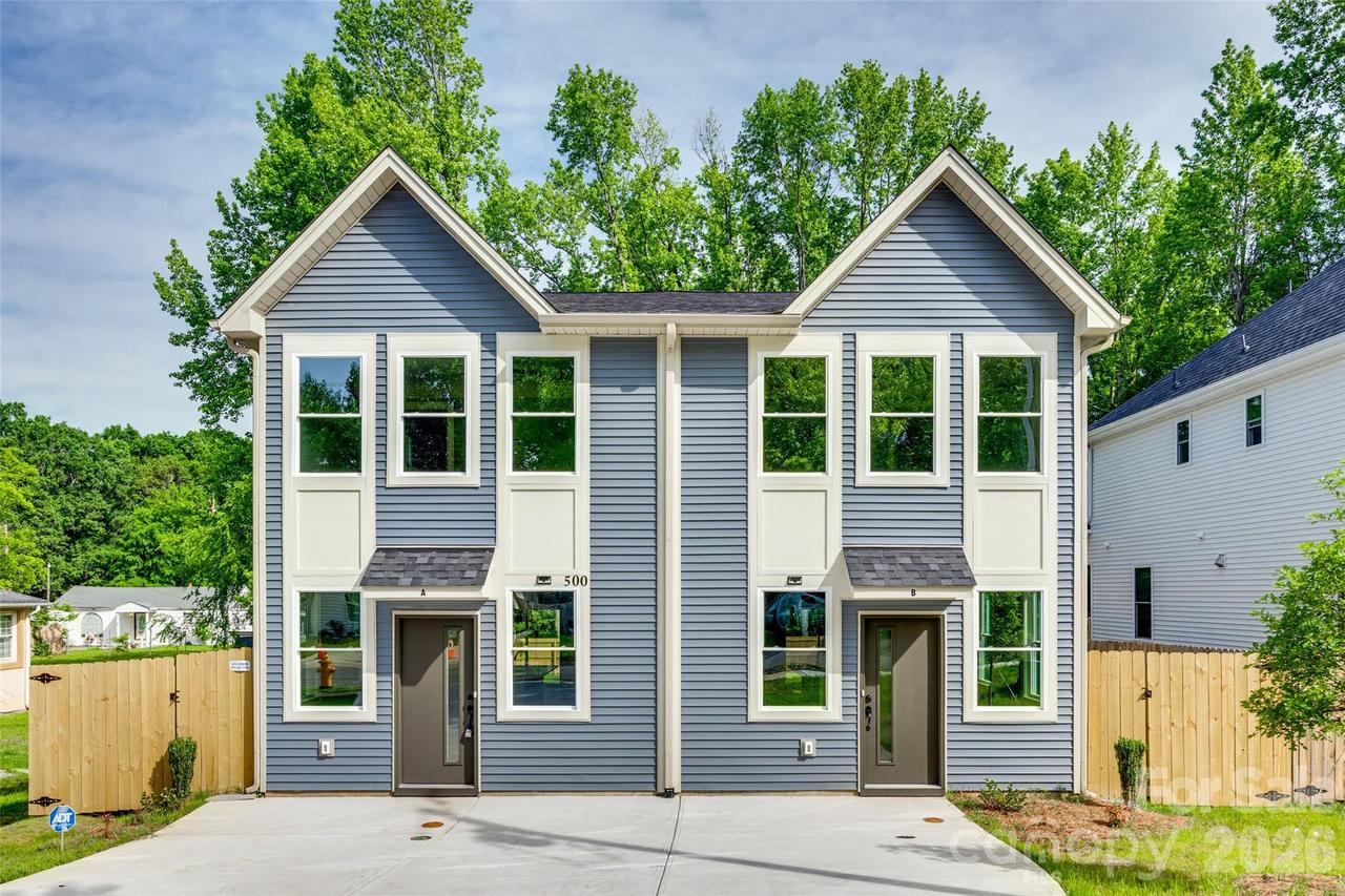 500 Dawn Cir., Charlotte, NC 28213