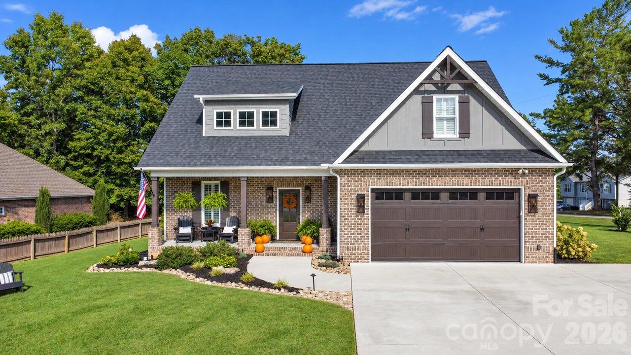 18 Wittenburg Springs Dr., Taylorsville, NC 28681