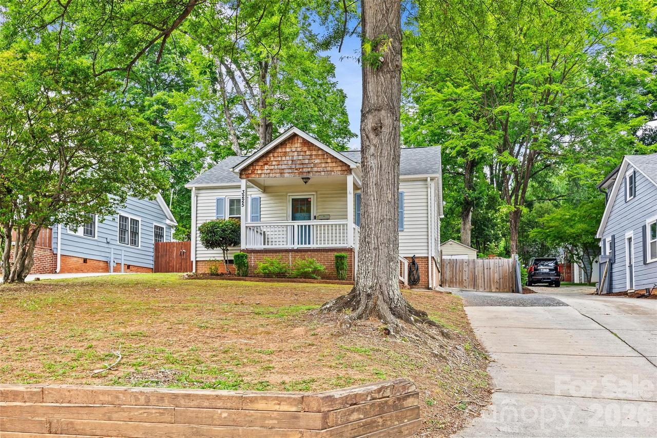 3225 Commonwealth Ave., Charlotte, NC 28205