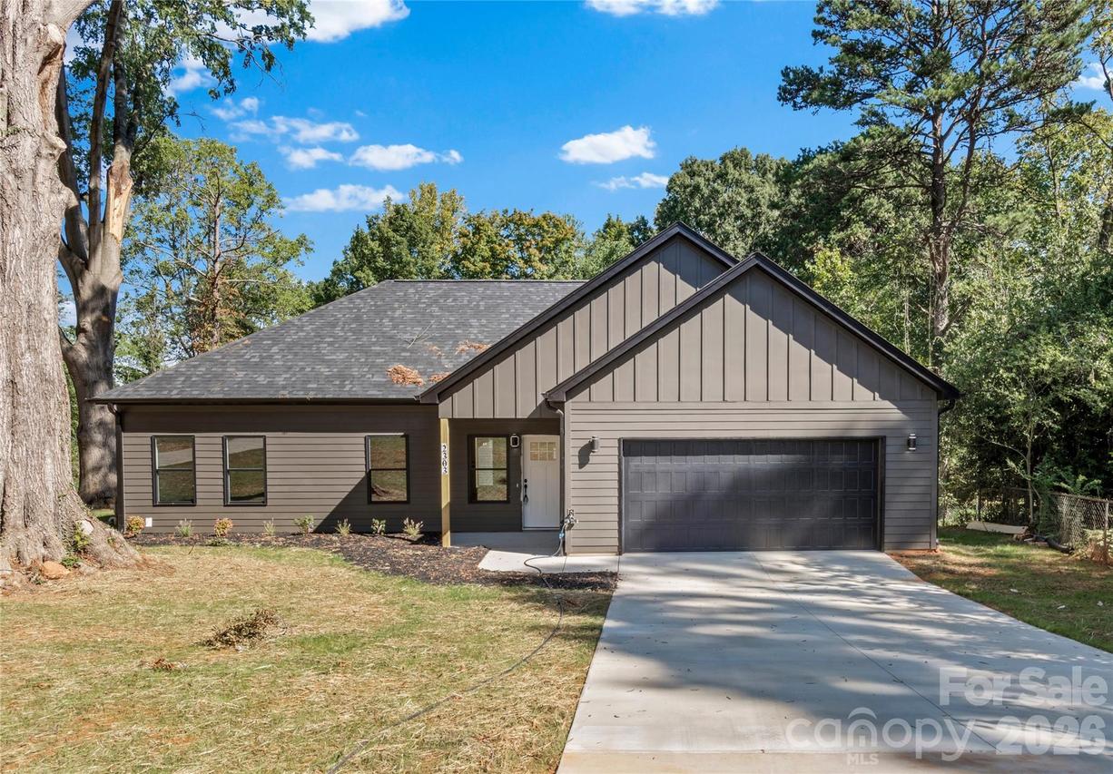 2303 Frederick Dr., Winston Salem, NC 27103