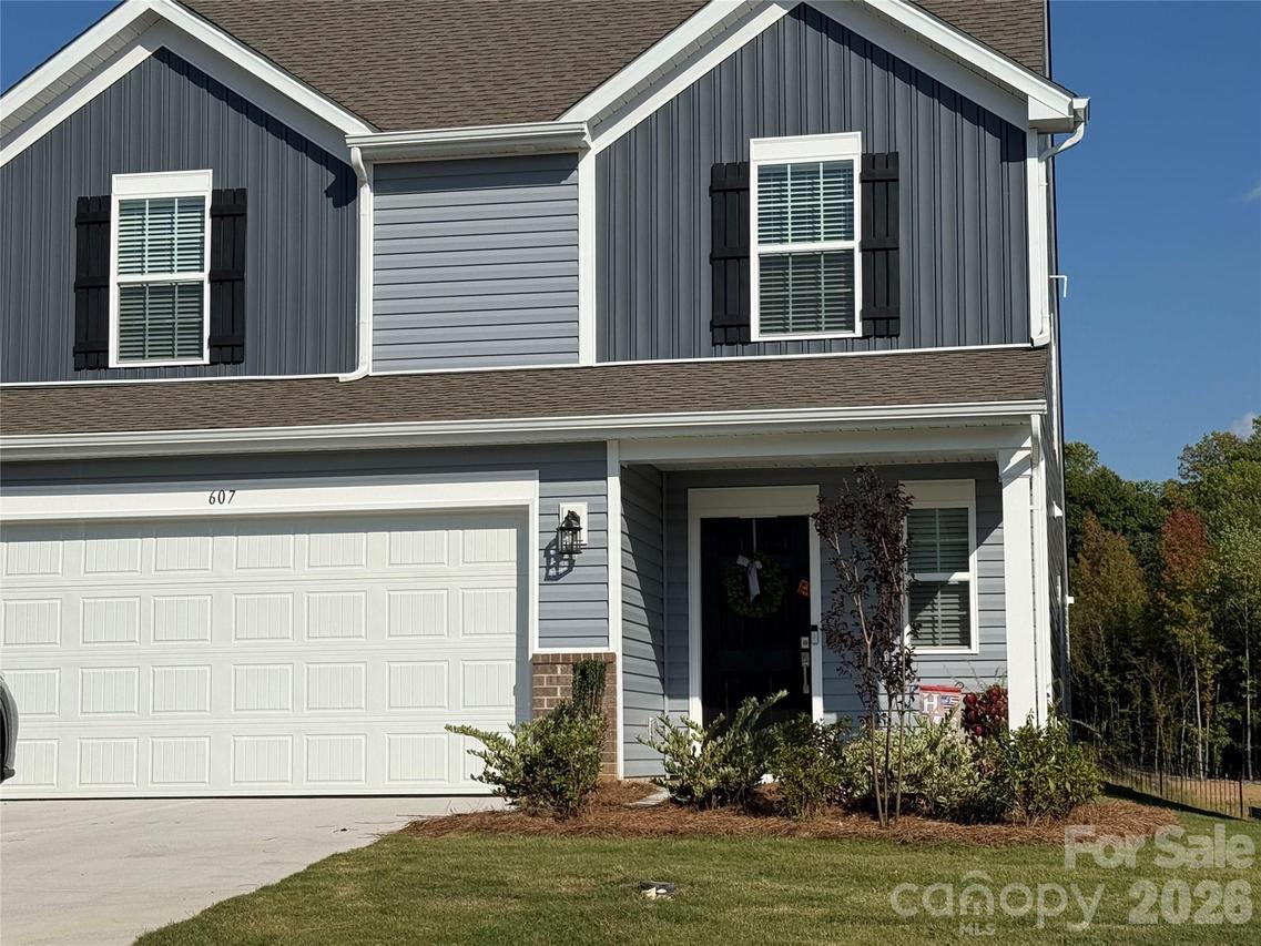 607 Hot Springs Dr., Kannapolis, NC 28081
