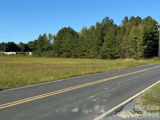 8511 Rocky River Rd., Oakboro, NC 28129