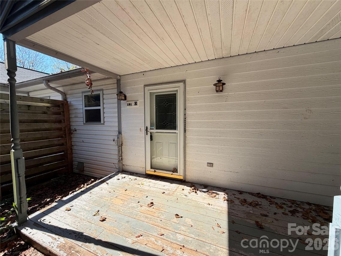 121 Merchant St., Asheville, NC 28803