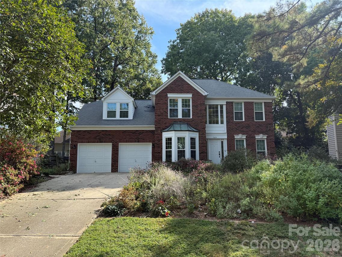 7624 Lady Bank Dr., Charlotte, NC 28269