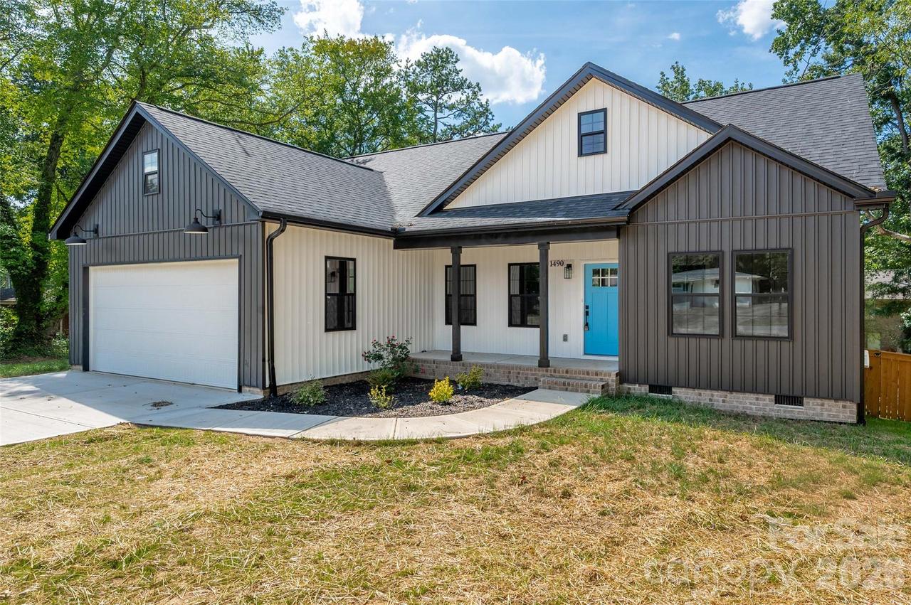 1490 Oakwood Ave., Kannapolis, NC 28081