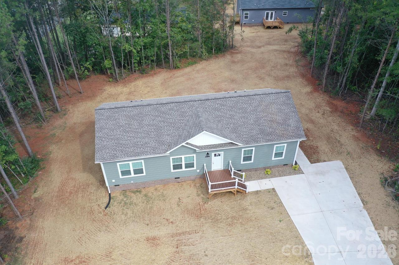 2026 Windigo St., Newton, NC 28658