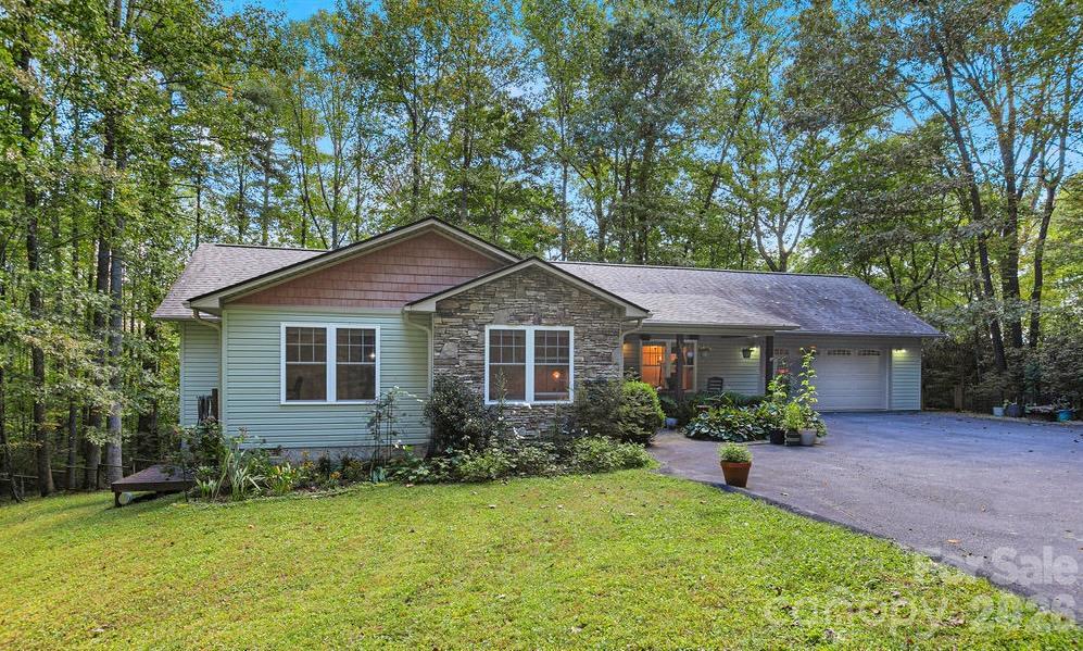 125 Rollins Place Rd., Brevard, NC 28712