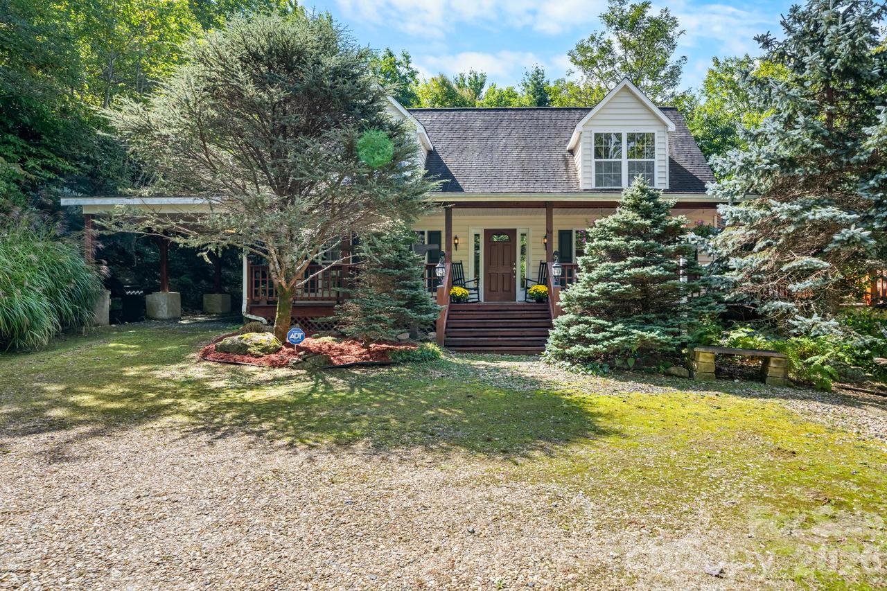 1056 Old Hampton Rd., Boone, NC 28607