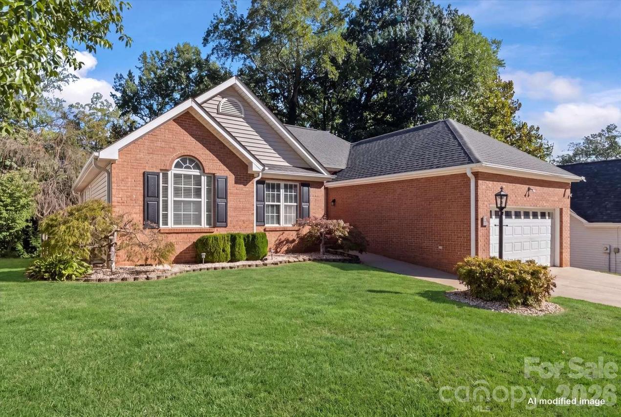 5125 Old Plantation Cir., Winston Salem, NC 27104