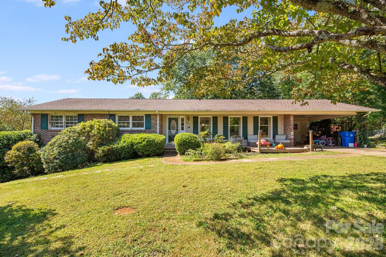147 Ridgeland Dr., Rutherfordton, NC 28139