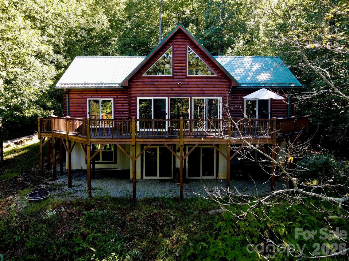 335 Mt. Mitchell Dr., Burnsville, NC 28714
