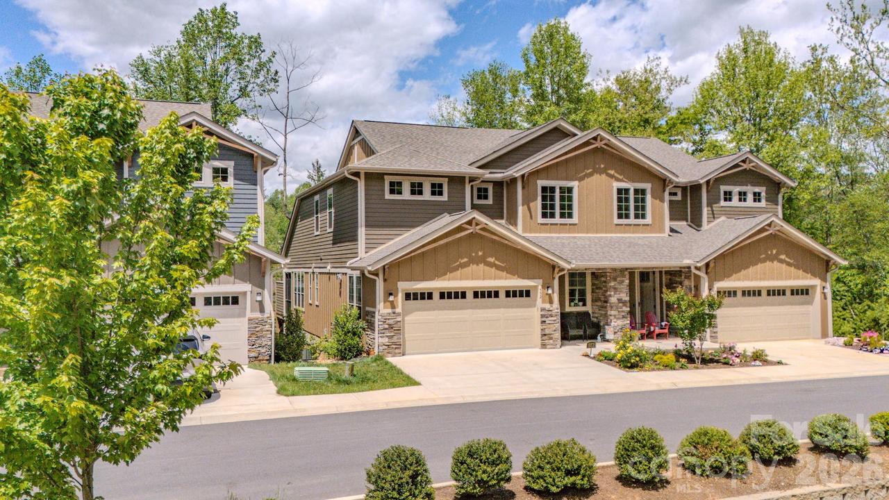 552 Sweet Birch Park Ln., Black Mountain, NC 28711