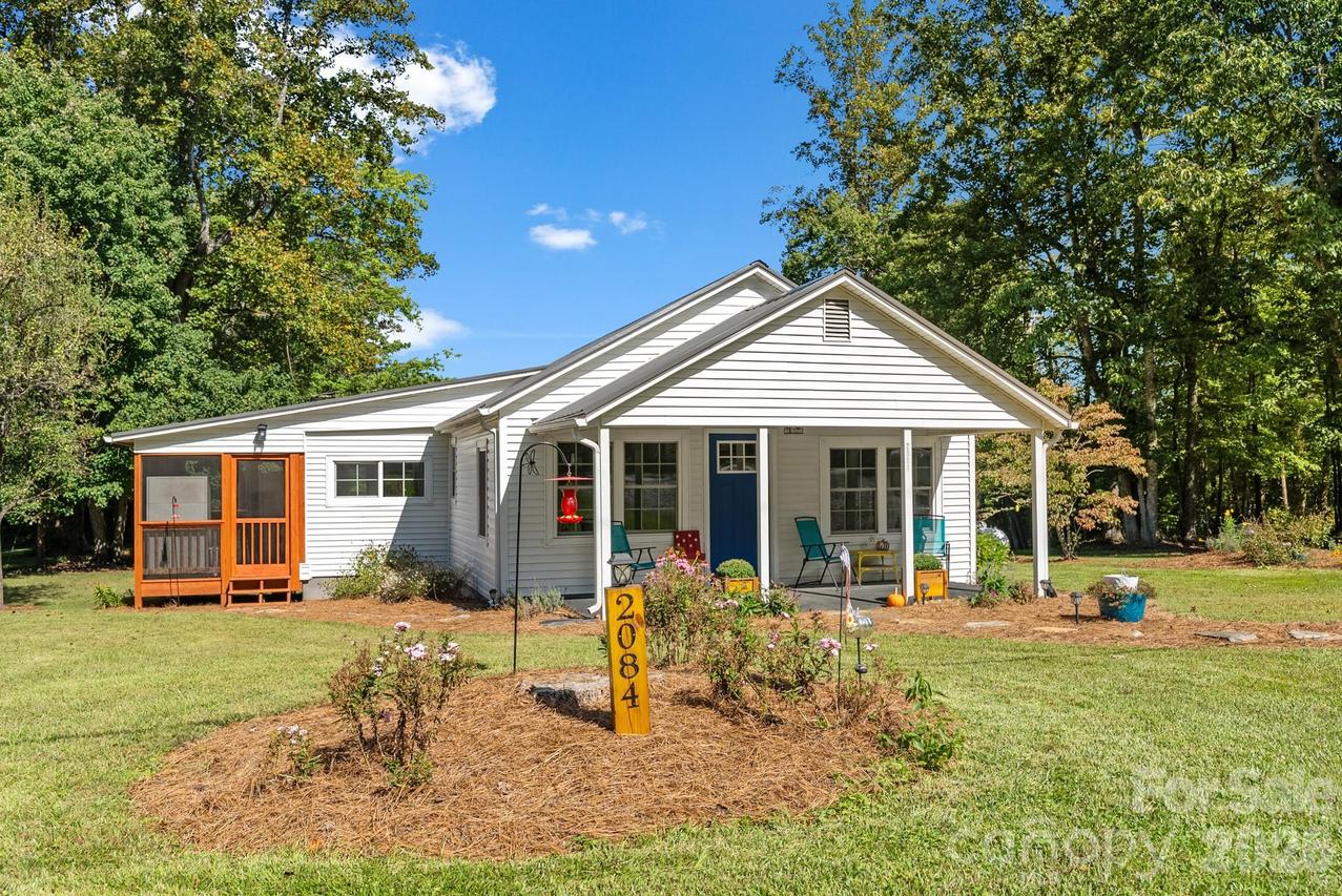 2084 Thurmond Rd., Thurmond, NC 28663