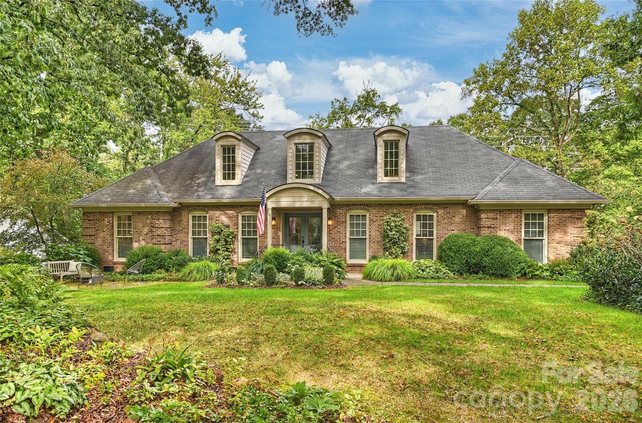 3632 Chevington Rd., Charlotte, NC 28226