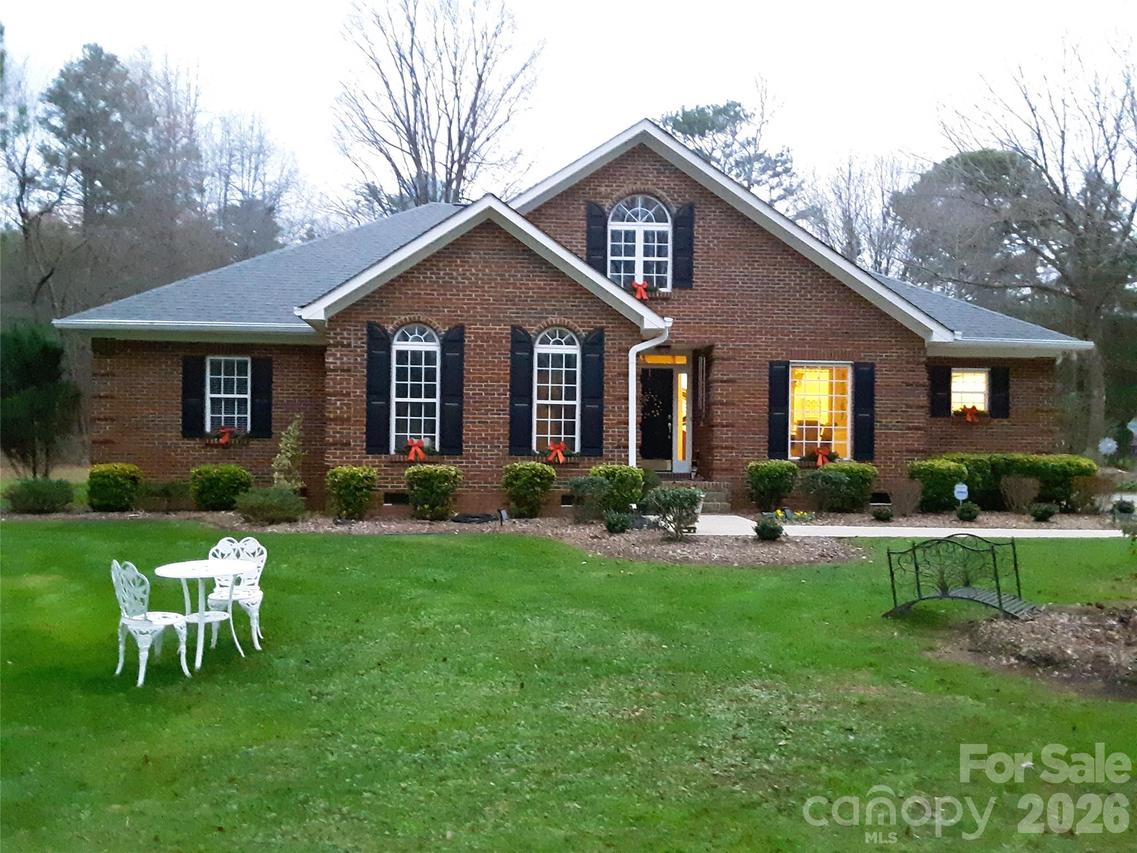 6611 Providence Rd., Waxhaw, NC 28173
