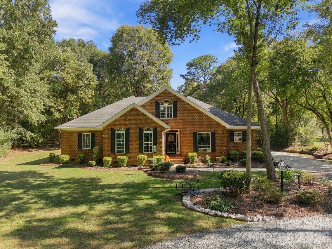 6611 Providence Rd., Waxhaw, NC 28173