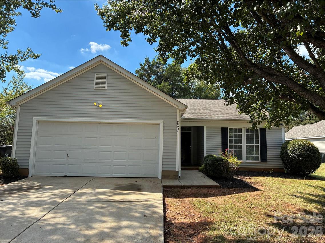 5305 Starflower Dr., Charlotte, NC 28215