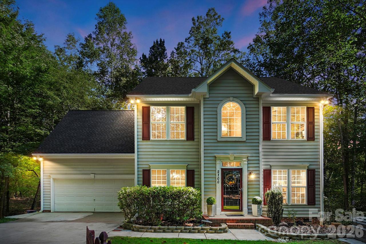 2100 Pineapple Ct., Matthews, NC 28105