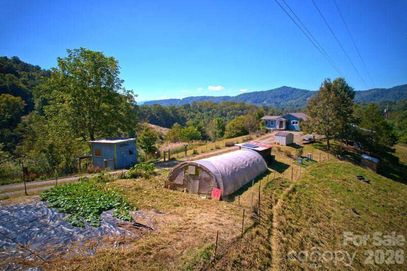 456 Morgan Branch Rd., Marshall, NC 28753