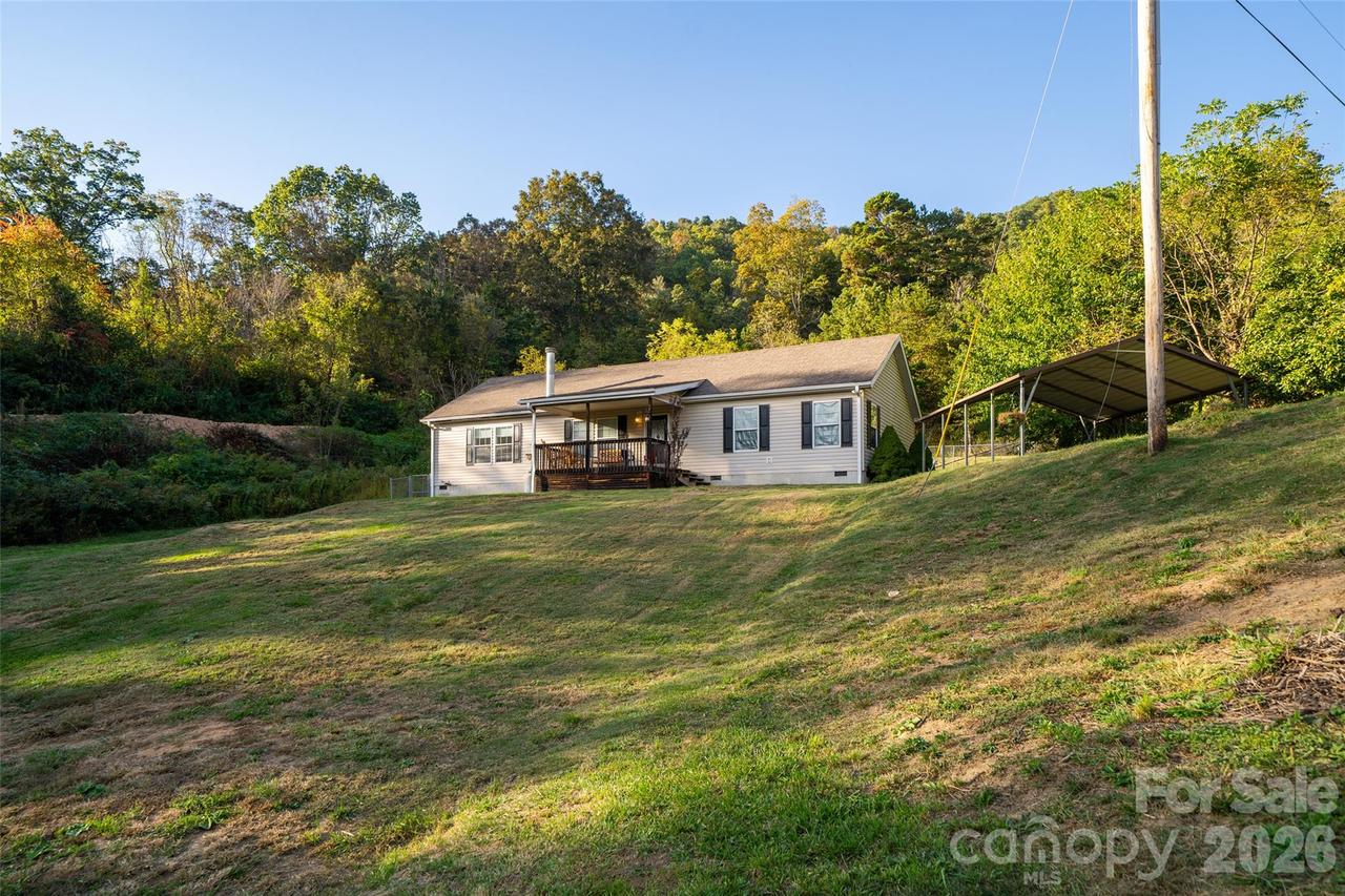 23 Yorkie Dr., Clyde, NC 28721