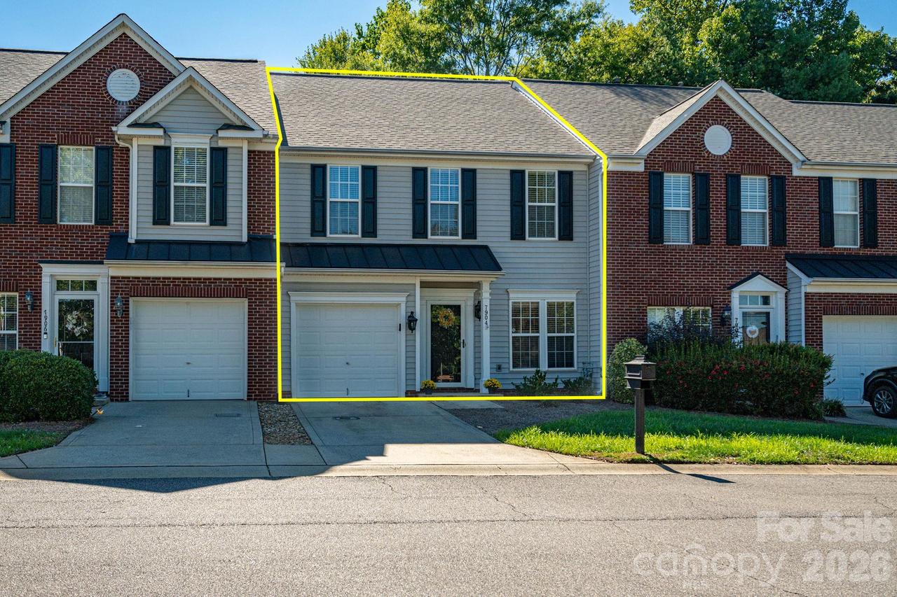 7904 Mariners Pointe Cir., Denver, NC 28037