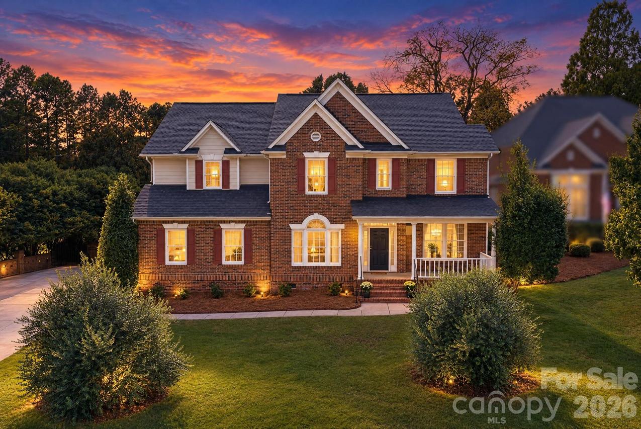 11528 Essex Fells Dr., Charlotte, NC 28277