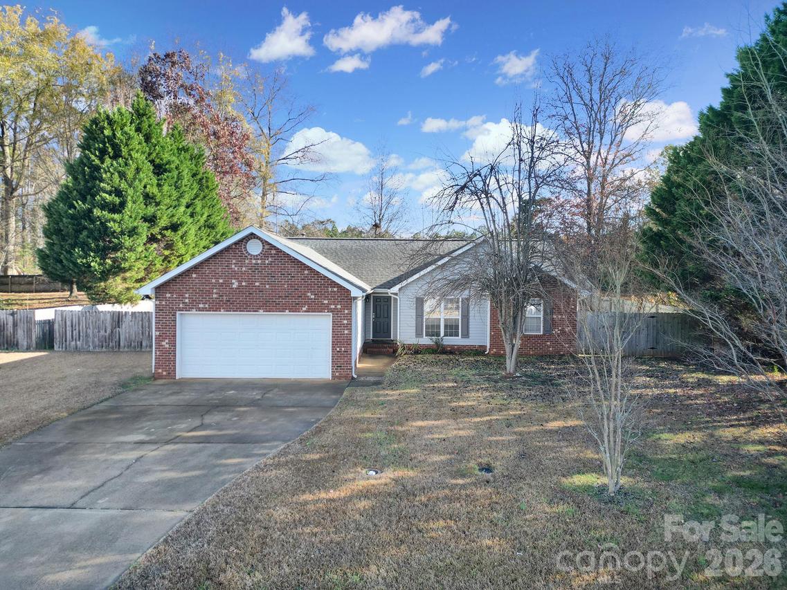 713 Pesca Ln., Matthews, NC 28104
